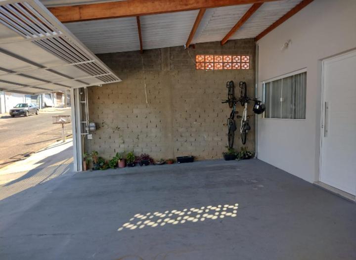 Casa Inteira, Grande Suite, Dois Chuveiros, Sala ,Cozinha E Garagem Privativa Total Conforto, Melhor Que Hotel! Botucatu Exterior foto